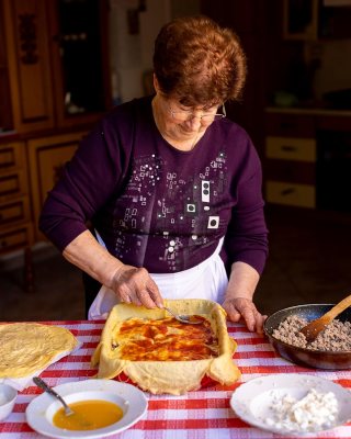 Authentic Italian by Vincenzo Prosperi, Suzanne Prosperi | Waterstones