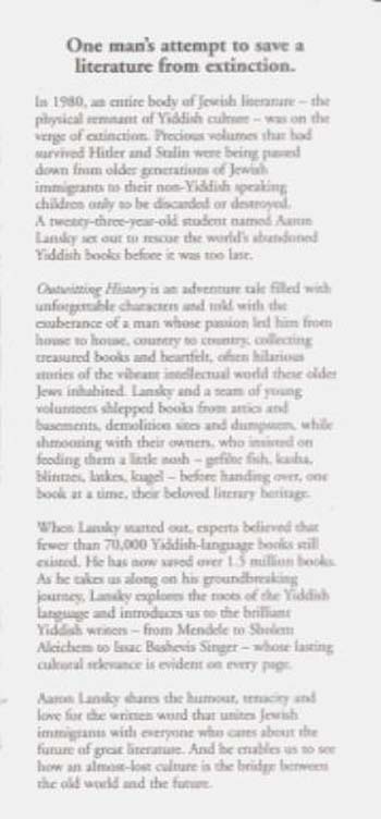 Outwitting History: How a Young Man Rescued a Million Books and Saved a Vanishing Civilisation (Hardback)