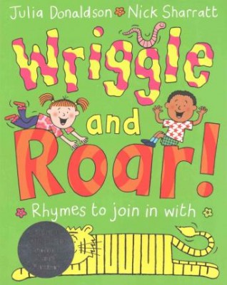 Wriggle and Roar!: Book and CD Pack